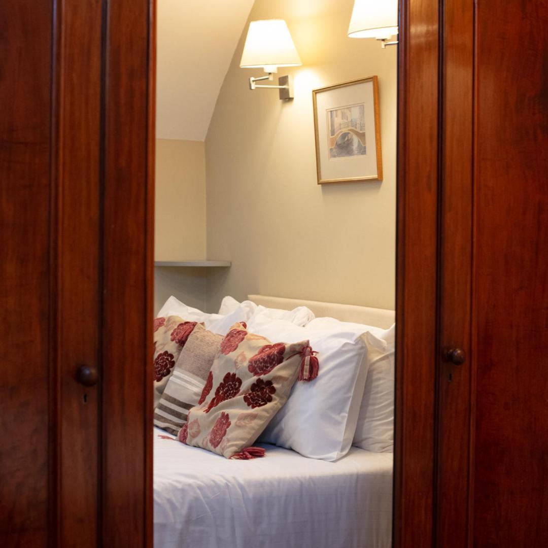 The Pheasant Public House & Hotel Gestingthorpe Экстерьер фото