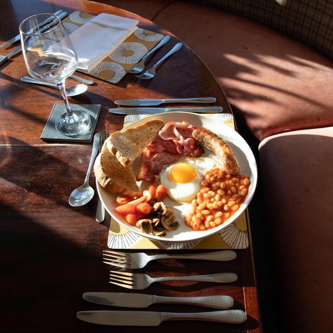 The Pheasant Public House & Hotel Gestingthorpe Экстерьер фото