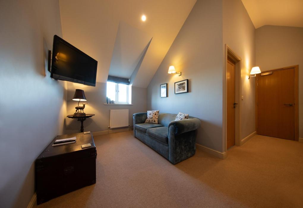 The Pheasant Public House & Hotel Gestingthorpe Экстерьер фото